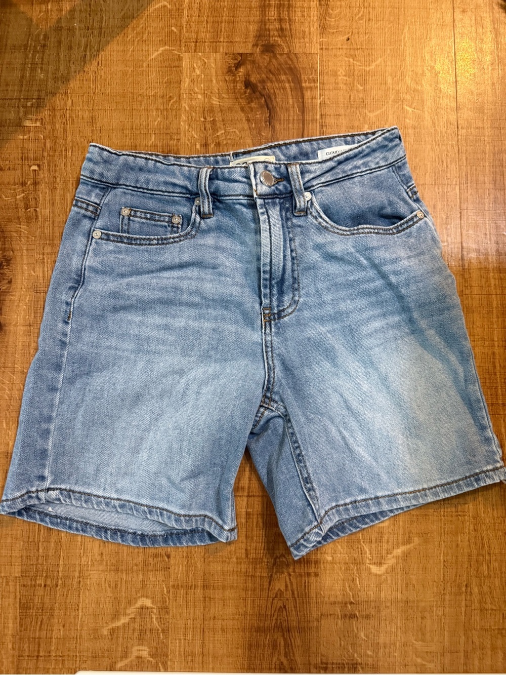 NWOT High Rise Classic Light Blue Denim Women's Shorts